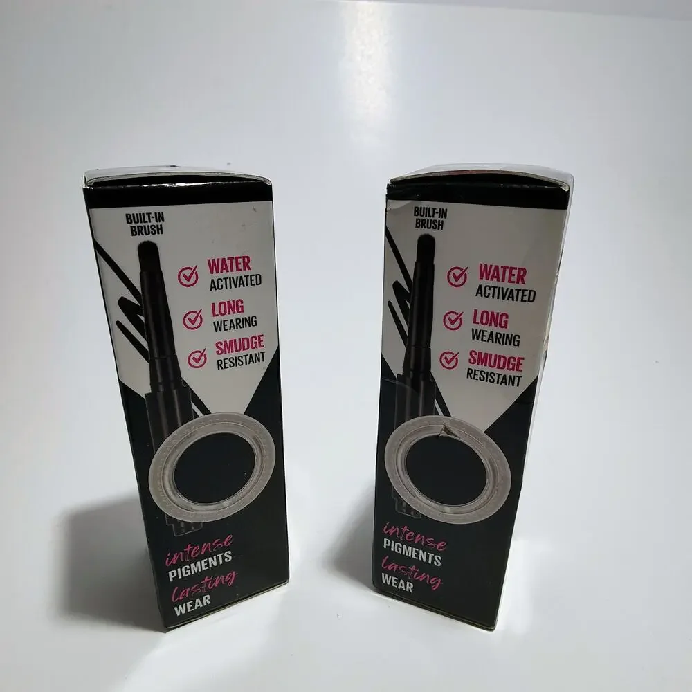 L.A. Girl Hyper Cake Liner Water Activated Smoked Out Black 2 Pack‎